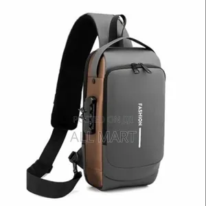 Multifunctional Crossbody Bag