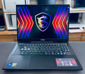 New Laptop MSI Crosshair 15 B12U 16GB Intel Core I7 SSD 1T