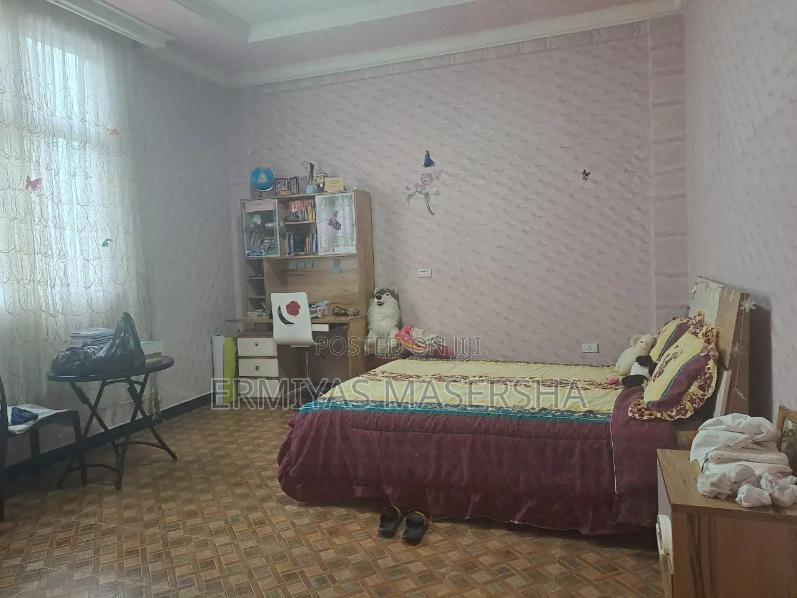 Furnished 4bdrm Apartment in Yeka for sale
