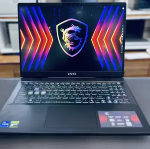 New Laptop MSI Crosshair 17 16GB Intel Core i7 SSD 1T