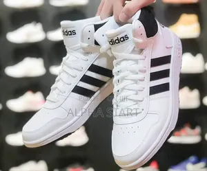Adidas Hoops 2.0
Mid ‘White/Black’ Men’S Shoes