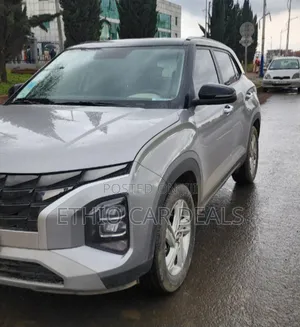 Hyundai Creta 2022 Silver