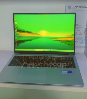 New Laptop Huawei MateBook 16s 8GB Intel Core i5 SSD 512GB