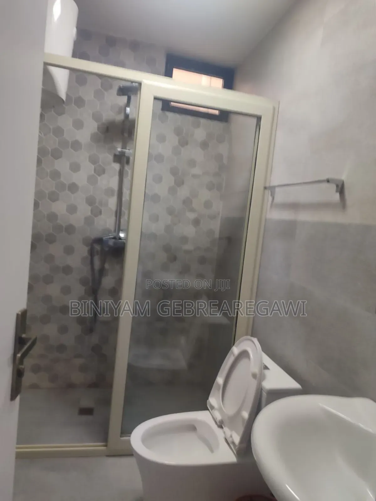 Furnished 1bdrm Apartment in Apartment, Yeka for rent