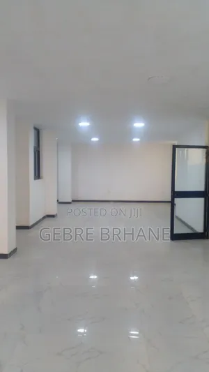 3bdrm Apartment in Apartment, Yeka for rent