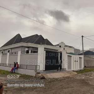 Furnished 5bdrm Farm House in Oromia-Finfinne for sale