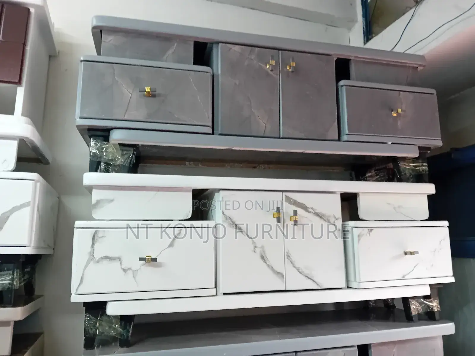 1.20 Tv Stand