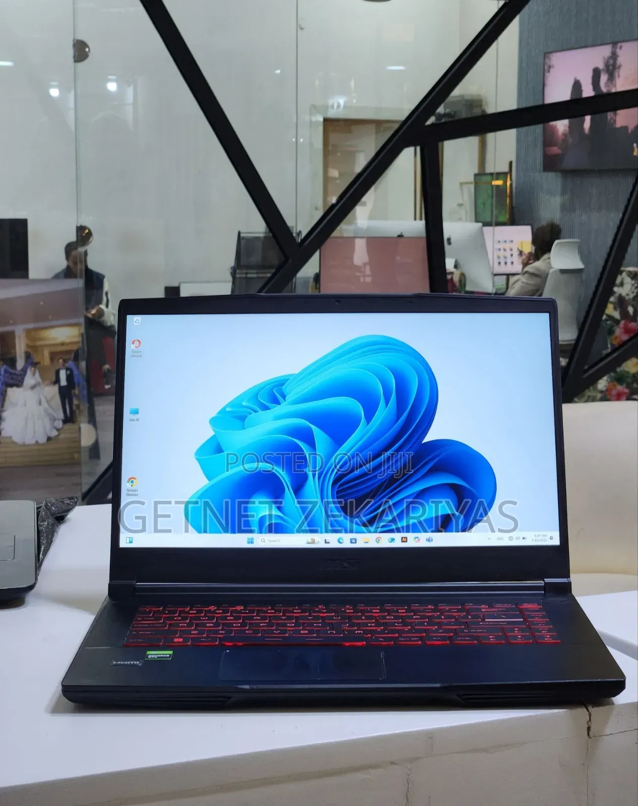 New Laptop MSI GF63 12GB Intel Core I5 SSD 512GB