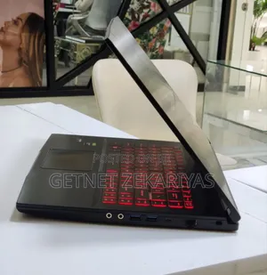 New Laptop MSI GF63 12GB Intel Core I5 SSD 512GB