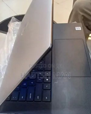 New Laptop Dell XPS 15 32GB Intel Core I7 SSD 1T