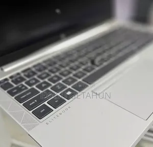 New Laptop HP EliteBook 1040 G8 16GB Intel Core I5 SSD 512GB