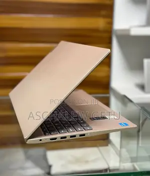 New Laptop Lenovo Ideapad 3 8GB Intel Core I3 SSD 256GB