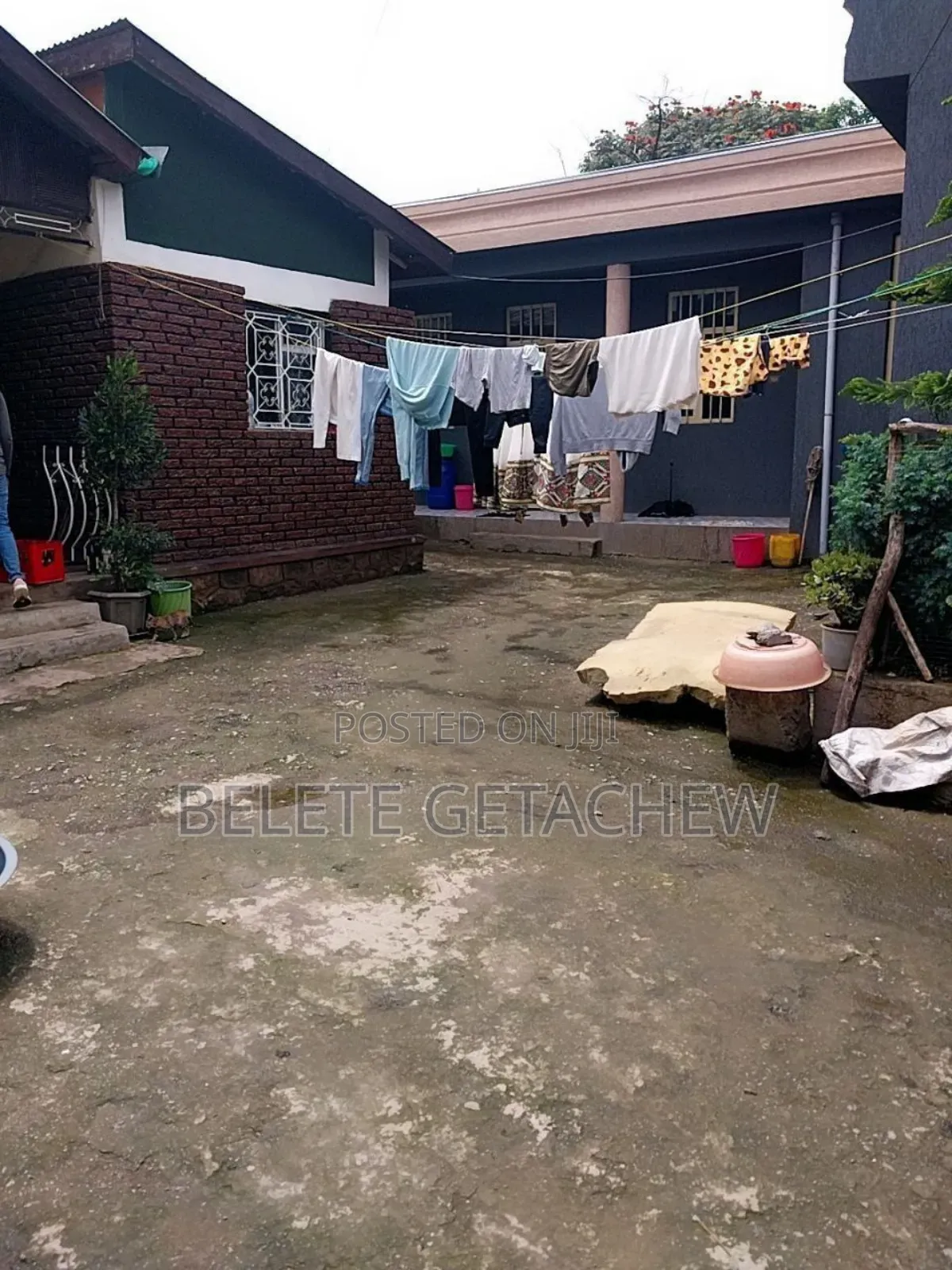 5bdrm Villa in Kotebe, Old Villa, Yeka for sale