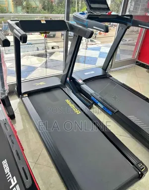 Treadmills በከፍተኛ ቴክኖሎጂ የቤት የአካል ብቃት ትሬድሚሎች