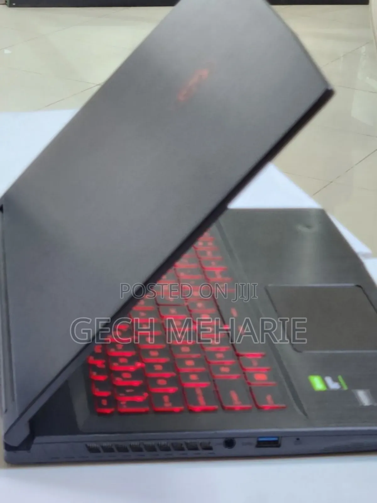 New Laptop MSI GF63 12GB Intel Core I5 SSD 512GB