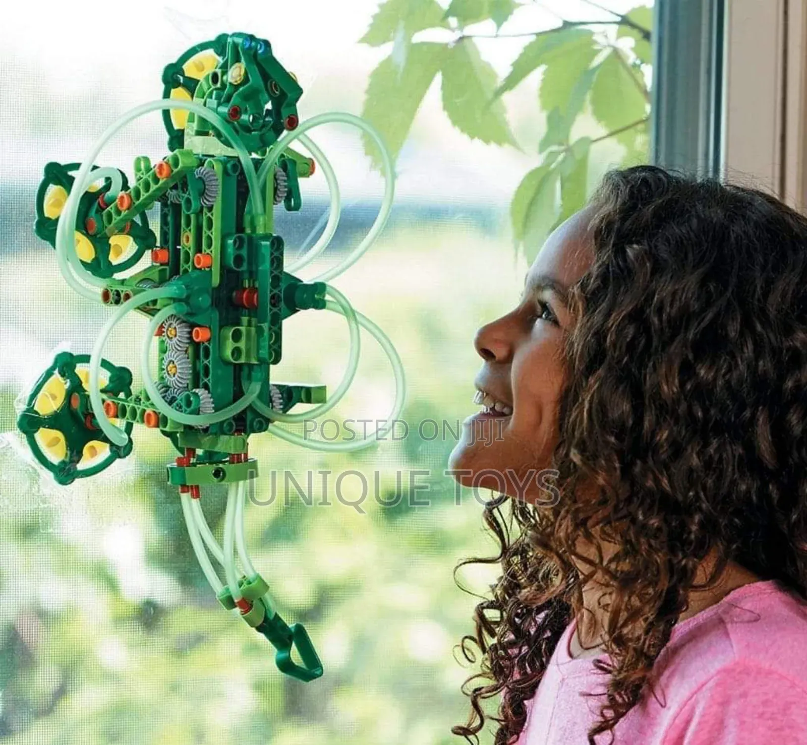Gigo Wall-Climbing Geckobot