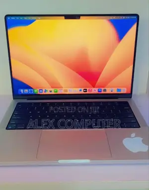 New Laptop Apple MacBook Pro M1 16GB Apple M1 Pro SSD 512GB