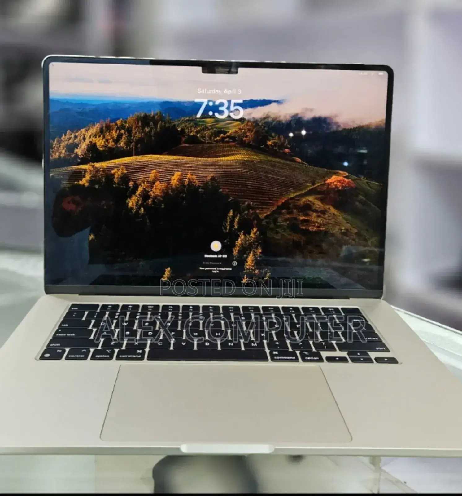 New Laptop Apple MacBook Air 2024 M3 15-Inch 8GB Apple M3 SSD 512GB