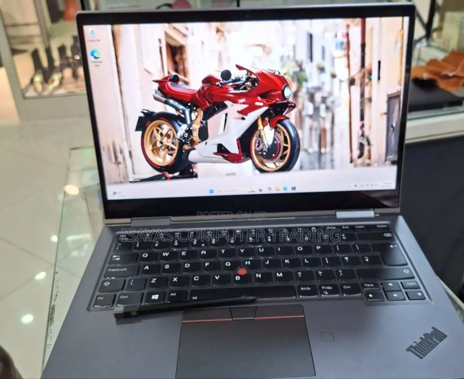 New Laptop Lenovo ThinkPad Yoga 16GB Intel Core I7 SSD 512GB