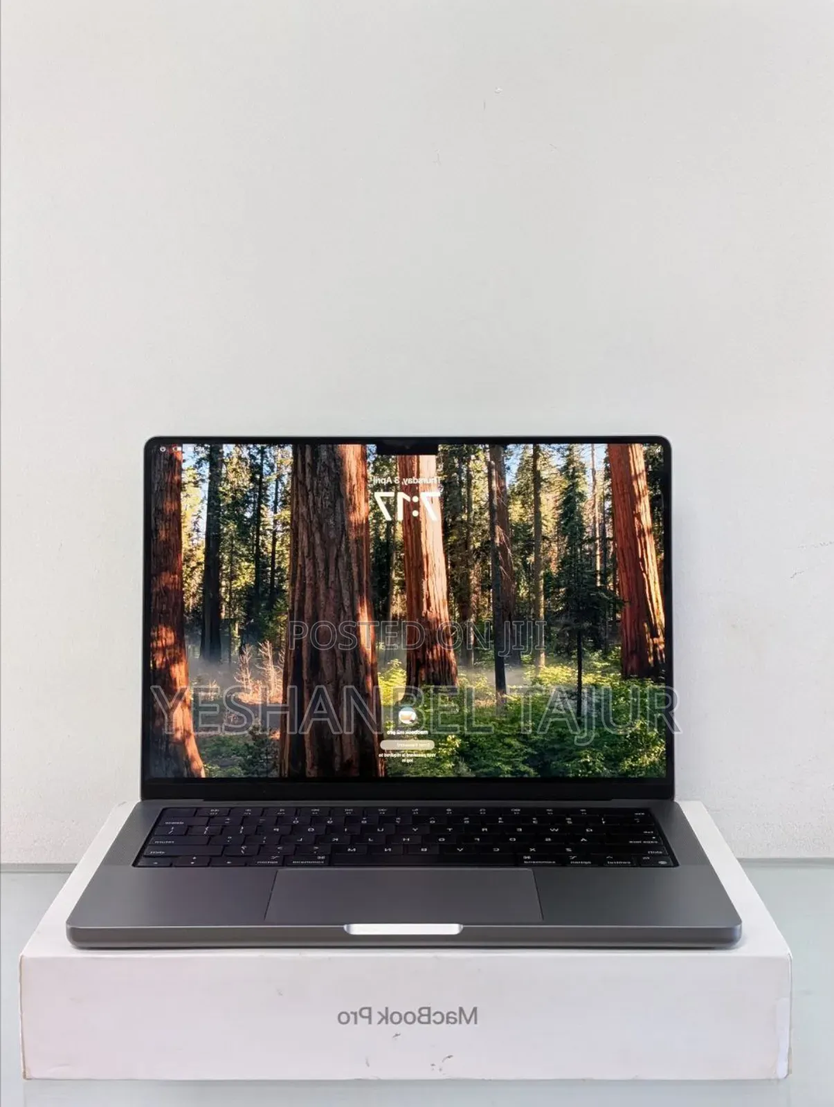 New Laptop Apple MacBook Pro 16GB Apple M2 SSD 512GB