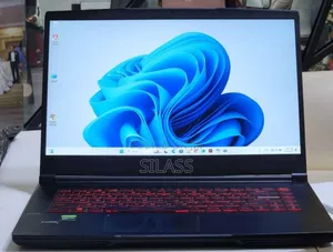 New Laptop MSI GF63 12GB Intel Core i5 SSD 512GB