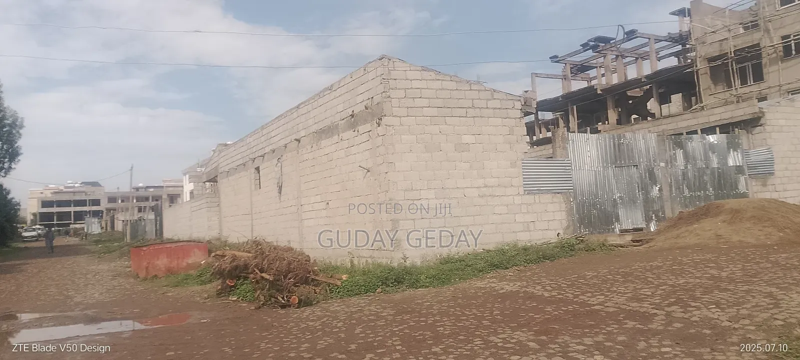 4bdrm Villa in Akaky Kaliti for sale