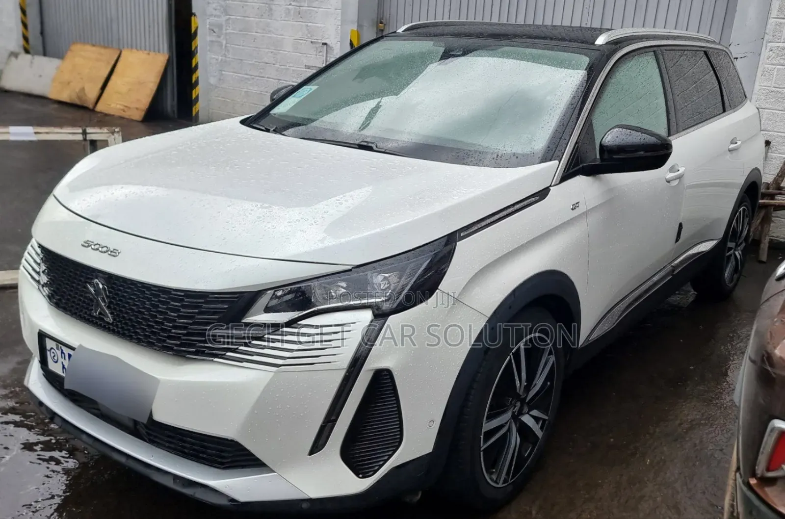 Peugeot 5008 2022 White