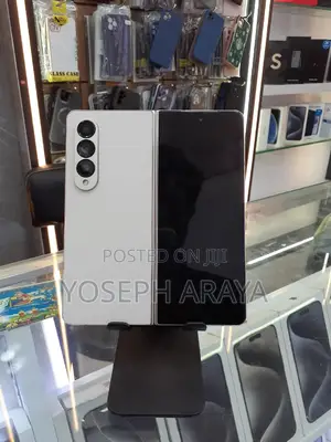 Samsung Galaxy Z Fold4 256 GB Silver