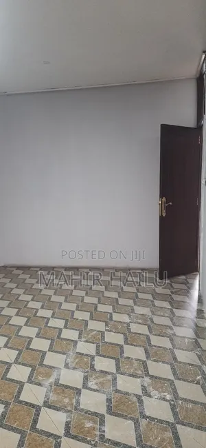 3ተኛ ላይ ለቢሮ አገልግሎት