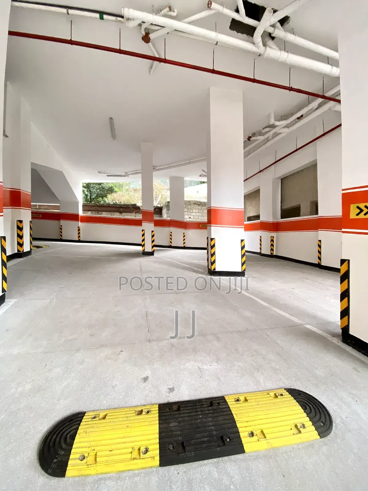 4bdrm Apartment in Bole for sale