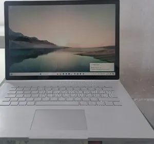 New Laptop Microsoft Surface Laptop 2 16GB Intel Core I7 SSD 256GB