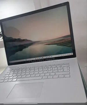New Laptop Microsoft Surface Laptop 2 16GB Intel Core I7 SSD 256GB