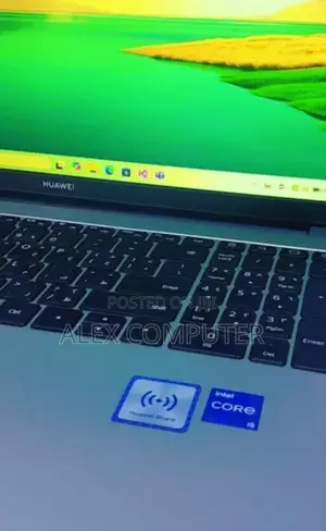 New Laptop Huawei MateBook 13 WRT-W19E 8GB Intel Core I5 SSD 512GB
