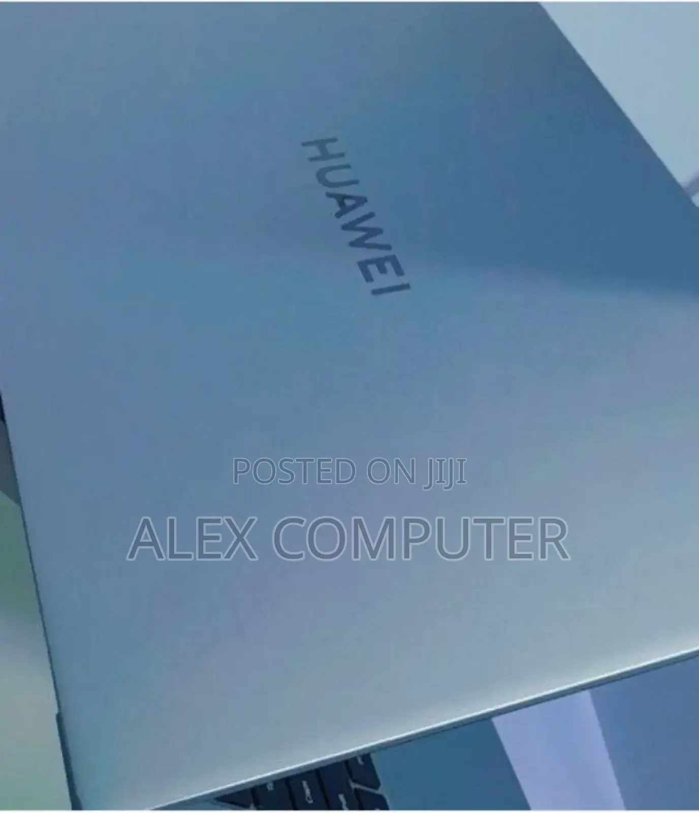 New Laptop Huawei MateBook 13 WRT-W19E 8GB Intel Core I5 SSD 512GB
