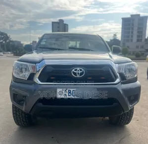 Toyota Tacoma 2014 Blue