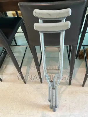 Axillary Crutchesة\Part 2: Durability of Tips for Crutches