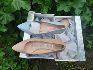 Élégante High Heel Shoes