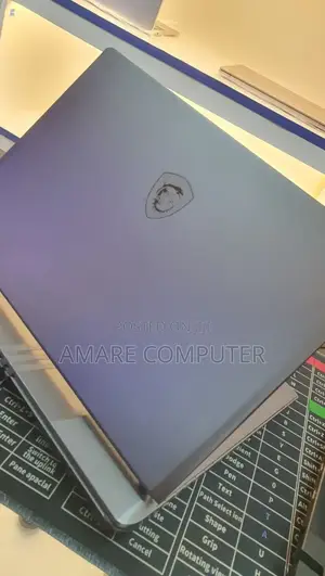 New Laptop MSI Vector 16 HX AI A2XWIG 16GB Intel Core I9 SSD 1T