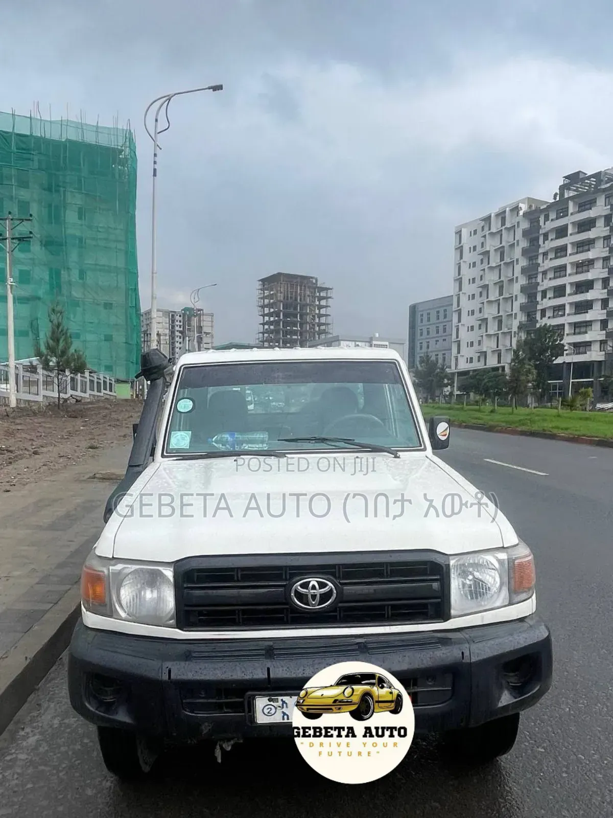 Toyota Land Cruiser 2008 White