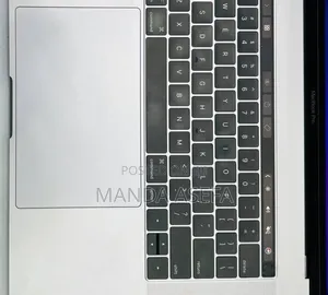 New Laptop Apple MacBook Pro 2017 16GB Intel Core I7 HDD 500GB