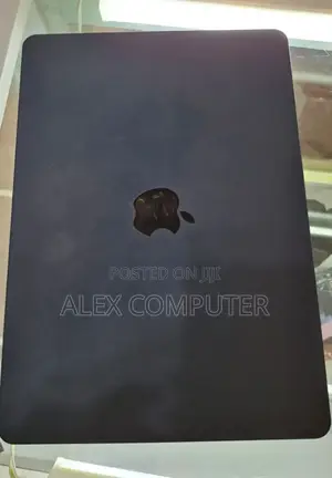 New Laptop Apple MacBook Air 2022 M2 8GB Apple M2 SSD 256GB