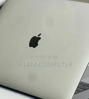 New Laptop Apple MacBook 2016 16GB Intel Core I7 SSD 500GB