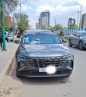 Hyundai Tucson 2023 Gray