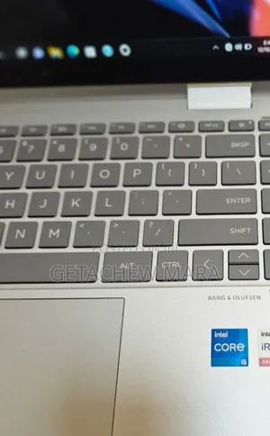 New Laptop HP Envy X360 8GB Intel Core I5 SSD 512GB