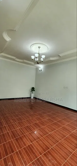 Furnished 5bdrm Villa in Yeka for sale
