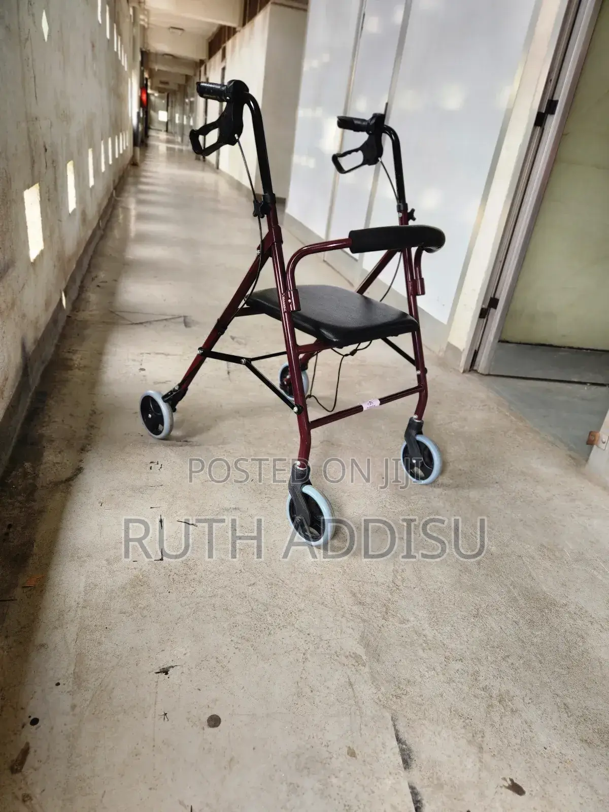 With Seat Walker烸你walker Medical才華brand New