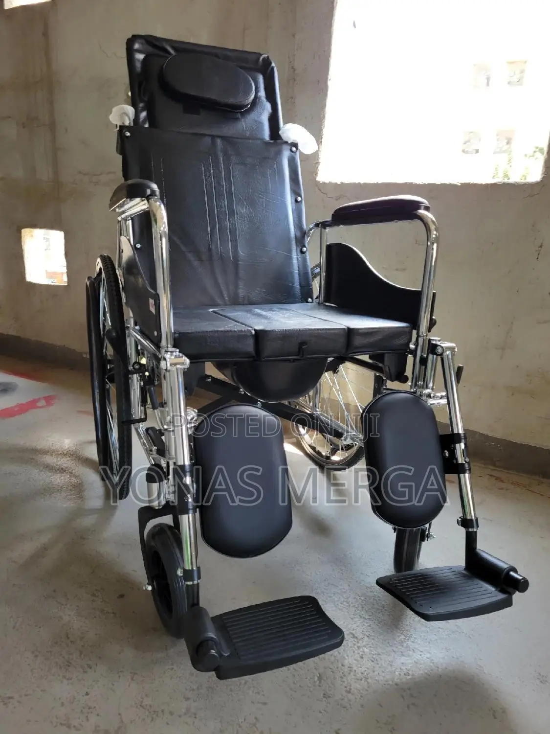ዊልቼር+For Shopping:Features:It's a Multifunctional Wheelchair
