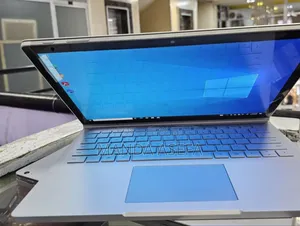 New Laptop Microsoft Surface Book 3 16GB Intel Core I7 SSD 256GB