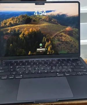 New Laptop Apple MacBook Pro 2017 8GB Apple M1 Pro SSD 256GB