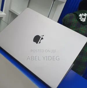 New Laptop Apple MacBook Pro 32GB Apple M1 SSD 512GB